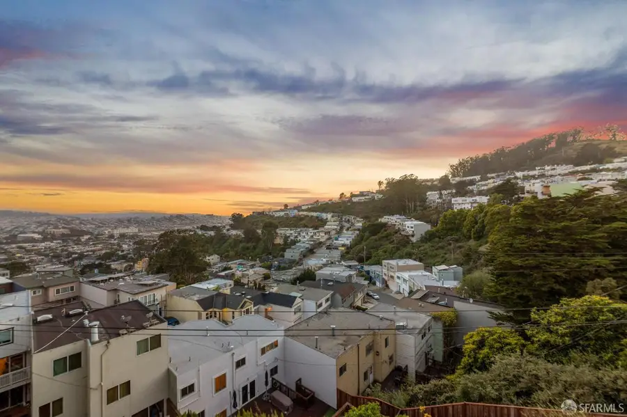 67 Molimo Drive, San Francisco, CA 94127 - #3