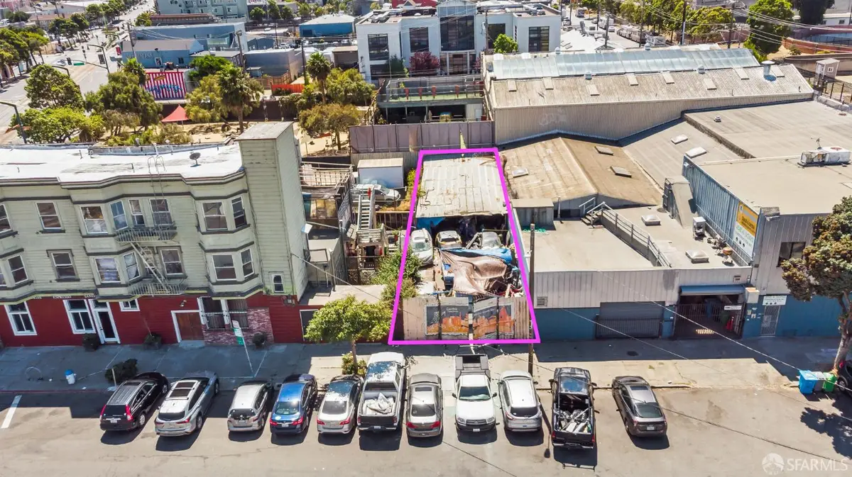 1575 Fairfax Avenue, San Francisco, CA 94124 - #1