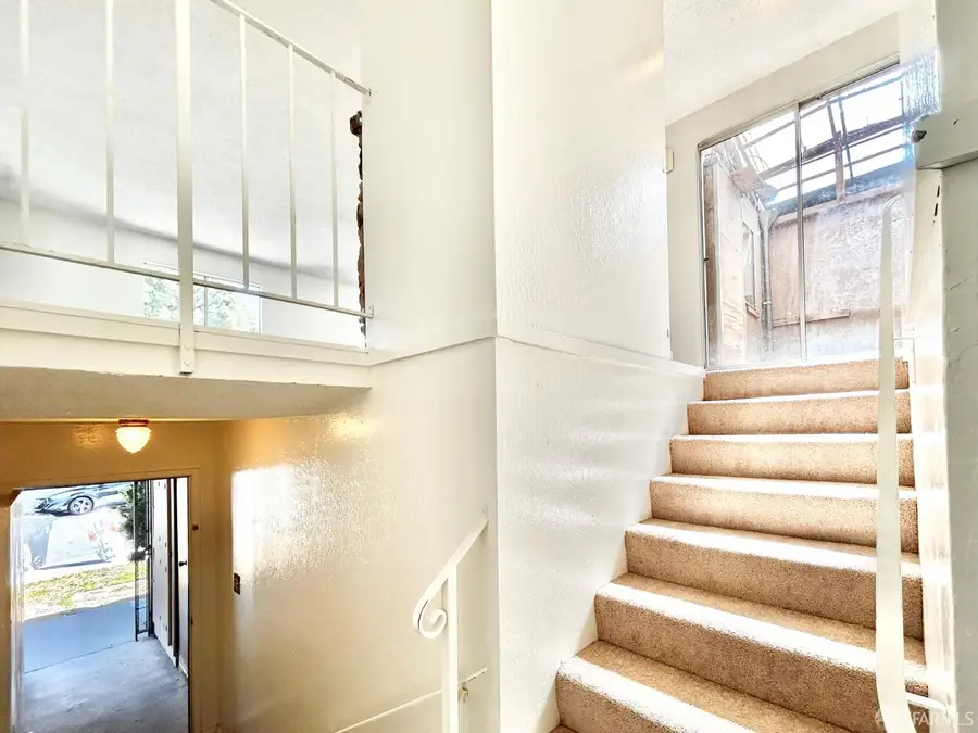 19 Blossom Court, Daly City, CA 94014 - #2