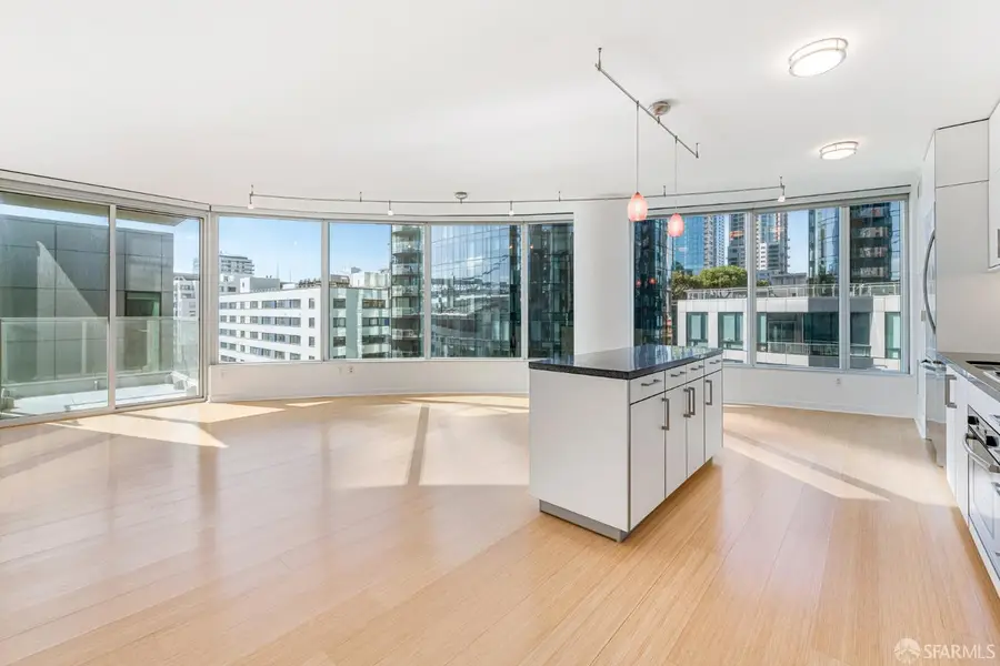 301 Main Street #10F, San Francisco, CA 94105 - #2