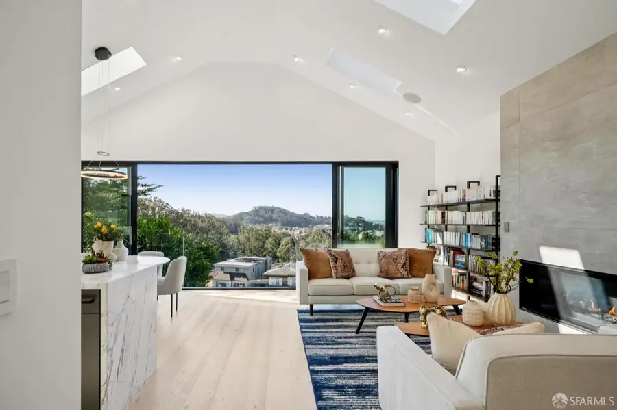 39 Christopher Drive, San Francisco, CA 94131 - #3