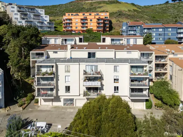 110 Gardenside Drive, San Francisco, CA 94131