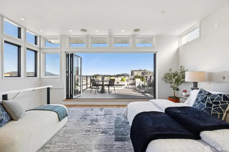 1572 Green Street, San Francisco, CA 94123 - #3