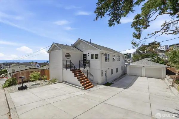 25 Shasta Lane, Pacifica, CA 94044