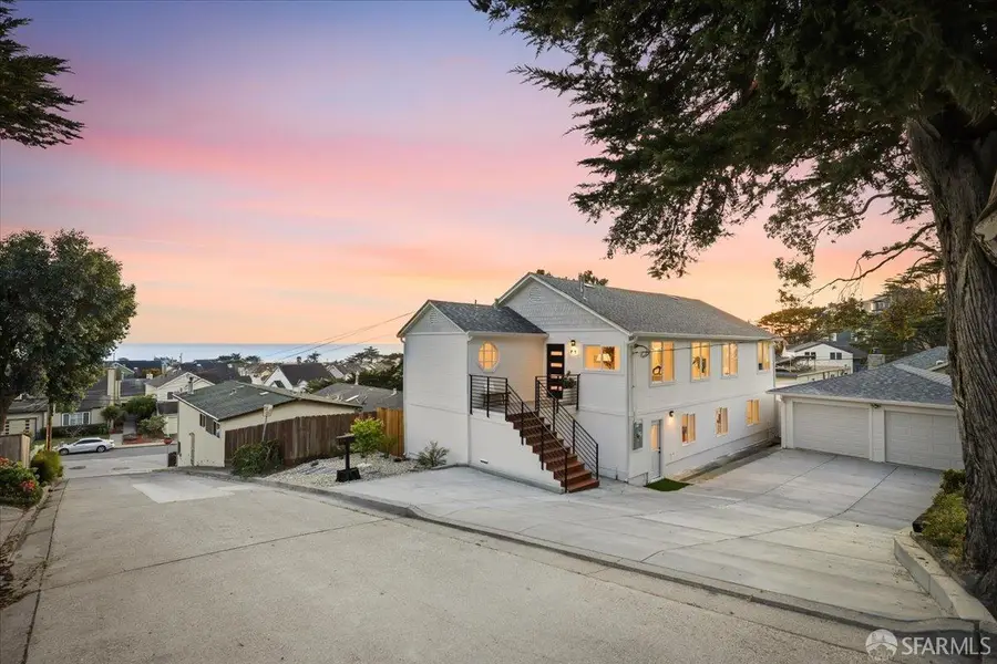 25 Shasta Lane, Pacifica, CA 94044 - #2