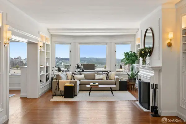2111 Hyde Street #305, San Francisco, CA 94109