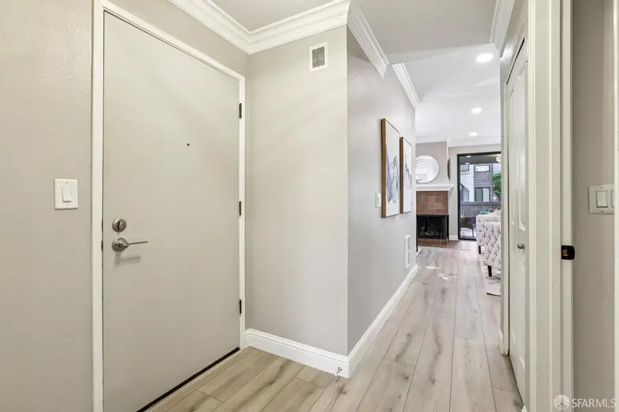 53 Cove Lane, Redwood City, CA 94065 - #2