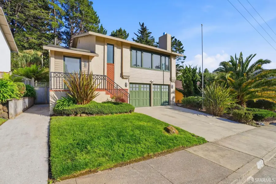 1112 Oddstad Boulevard, Pacifica, CA 94044 - #2