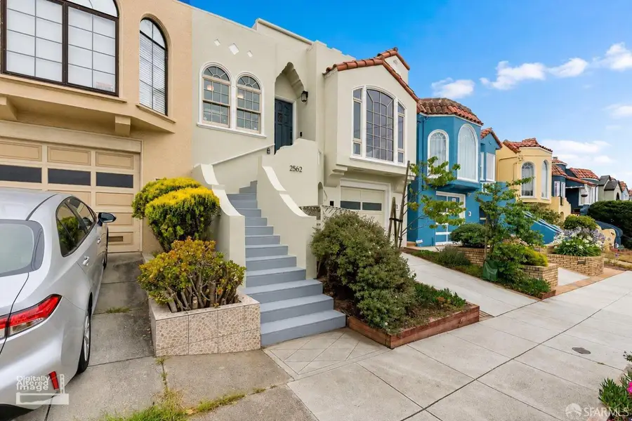 2562 26th Avenue, San Francisco, CA 94116 - #2