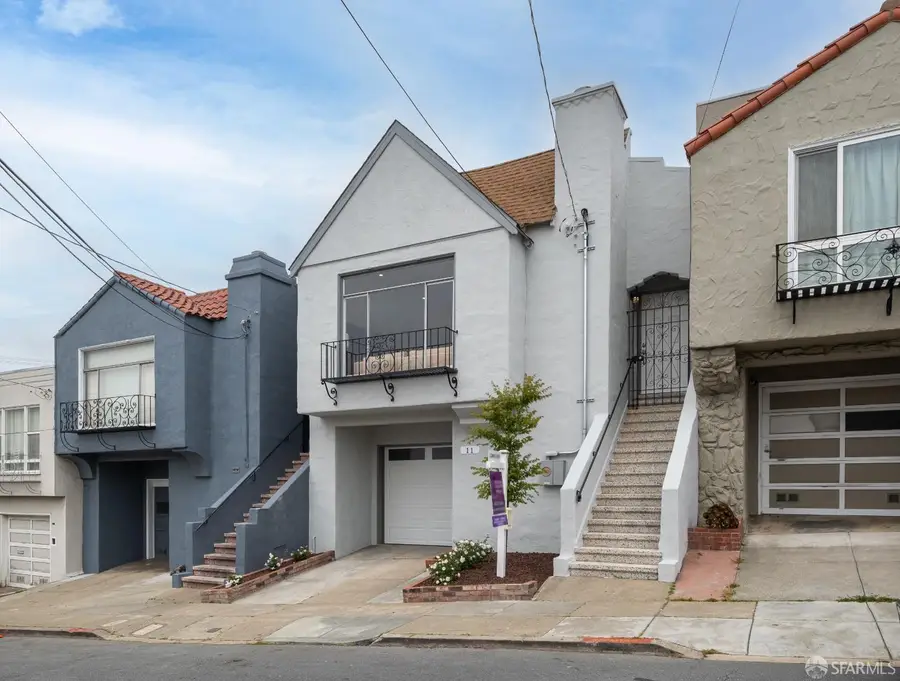 11 Topeka Avenue, San Francisco, CA 94124 - #3