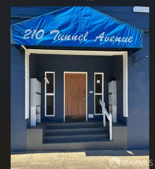 210 Tunnel Avenue, Richmond, CA 94801