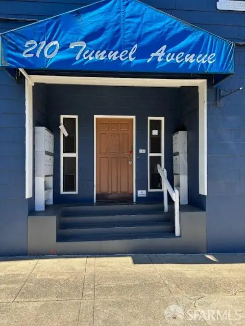 210 Tunnel Avenue, Richmond, CA 94801 - #2
