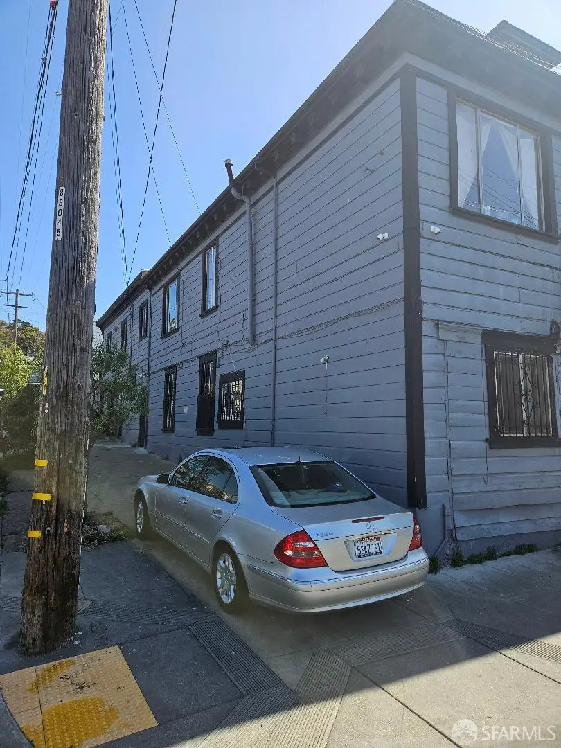 1196 Quesada Avenue, San Francisco, CA 94124 - #2