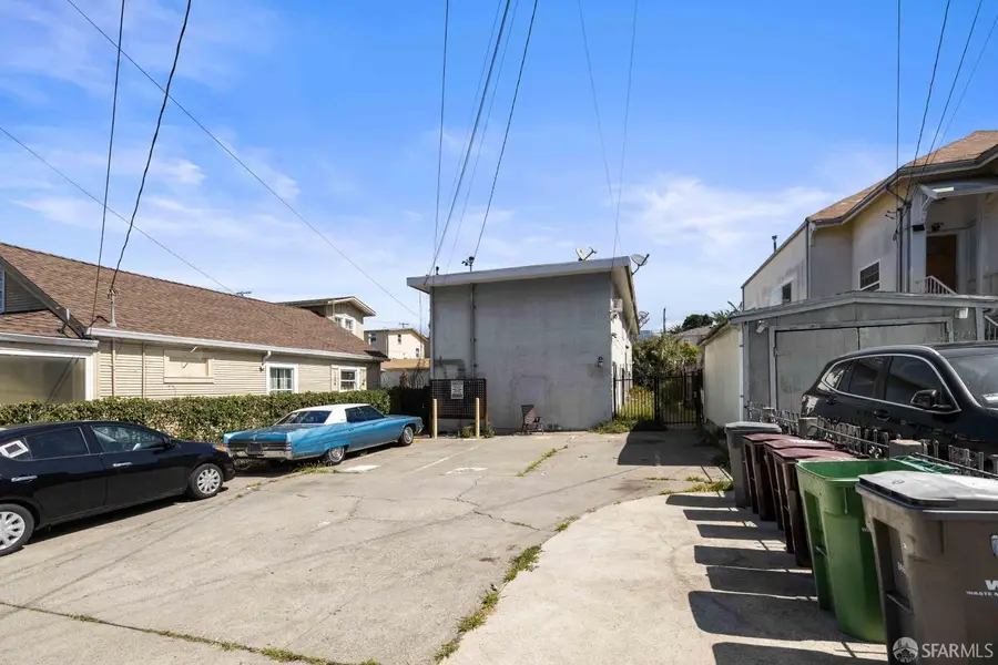 2120 E 22nd Avenue, Oakland, CA 94606 - #3