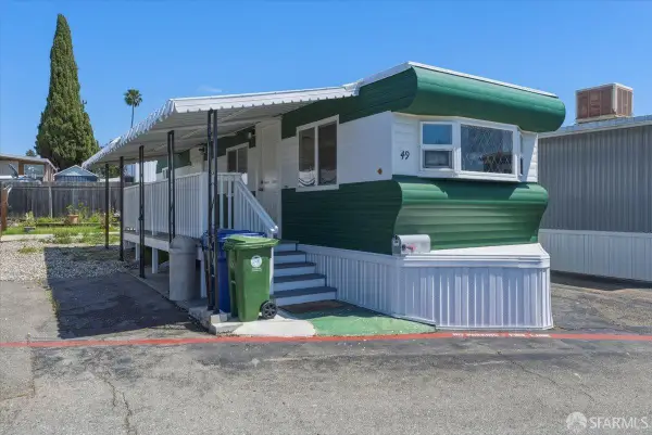 3875 Castro Valley Boulevard, Castro Valley, CA 94546