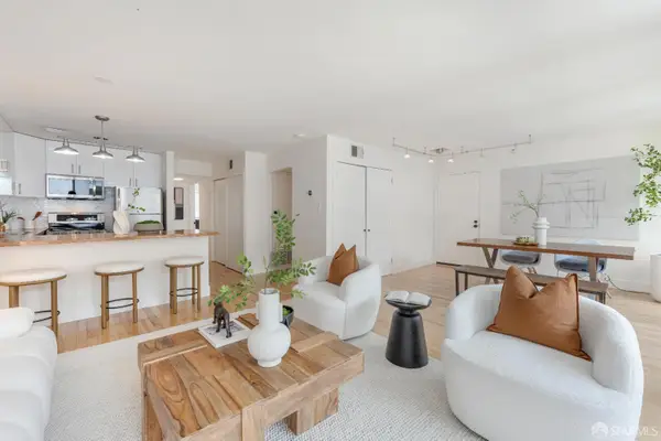 1425 Lakeside Drive #209, Oakland, CA 94612