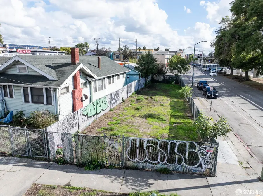 1208 31st Avenue, Oakland, CA 94608 - #2