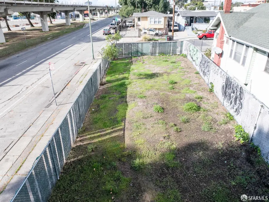 1208 31st Avenue, Oakland, CA 94608 - #3