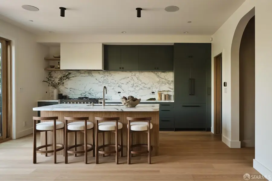 Address Withheld By Seller, San Francisco, CA 94114 - #2