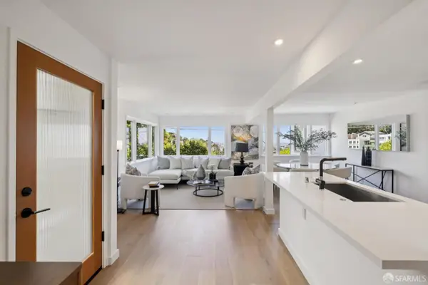 40 Levant Street, San Francisco, CA 94114