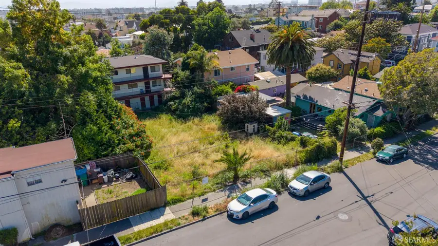 1127 E 20th Street, Oakland, CA 94606 - #3