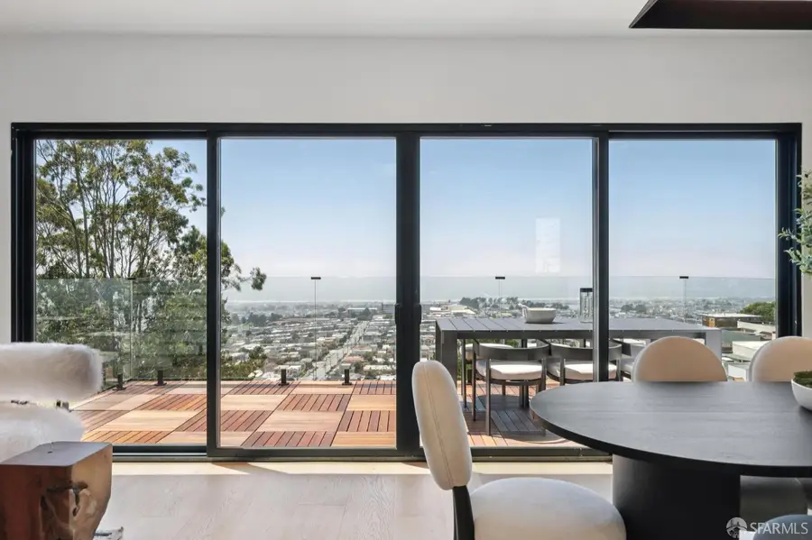 2171 12th Avenue, San Francisco, CA 94116 - #2