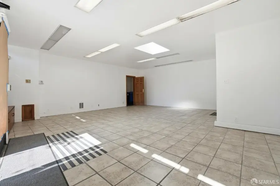 5110-5112 3rd Street, San Francisco, CA 94124 - #3