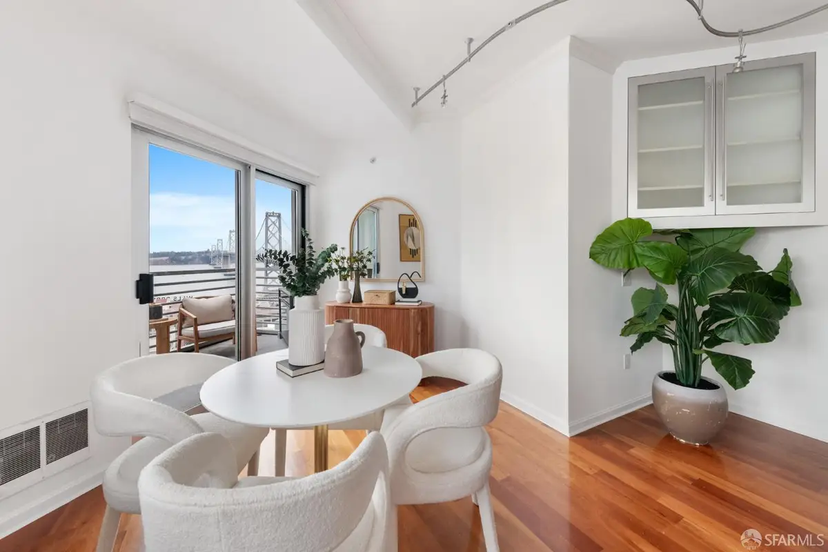 400 Beale Street #2401, San Francisco, CA 94105 - #1