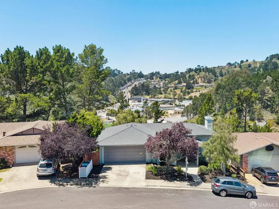 15 Picardo Court, Pacifica, CA 94044 - #3