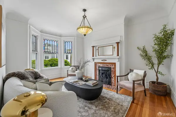 3725 Sacramento Street, San Francisco, CA 94118