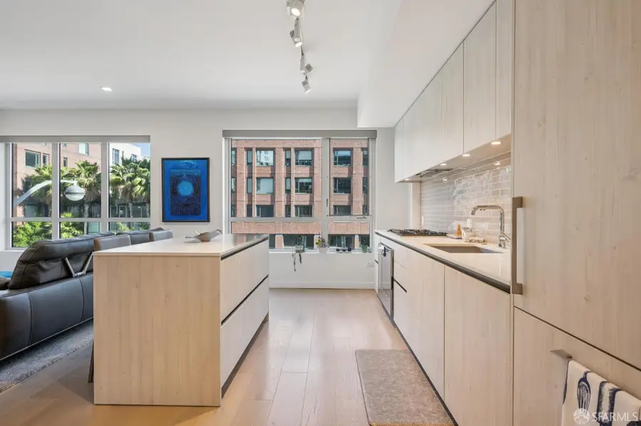 110 Channel Street #327, San Francisco, CA 94158 - #2
