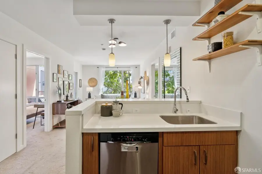555 Bartlett Street #206, San Francisco, CA 94110 - #2