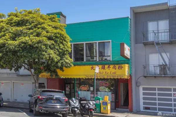 1015-1017 Irving Street, San Francisco, CA 94122