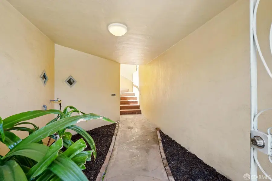 31 Middlefield Drive, San Francisco, CA 94132 - #3