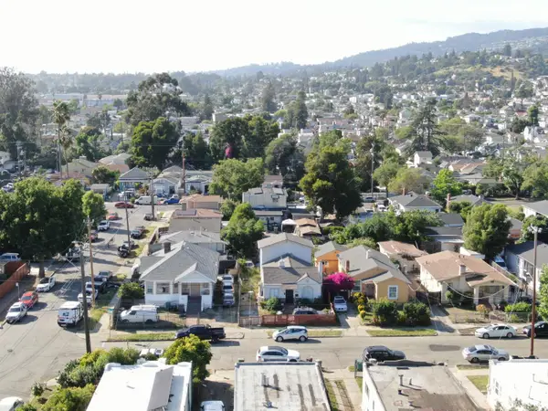 2309 83rd Avenue, Oakland, CA 94605