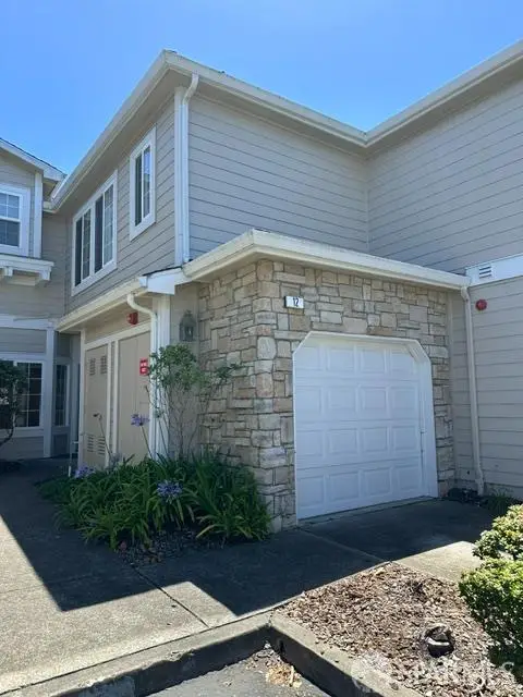 12 Outlook Circle, Pacifica, CA 94044 - #1