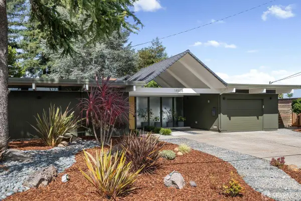 18508 Mountain Lane, Castro Valley, CA 94552