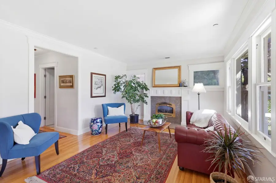 828 Laurel Avenue, Burlingame, CA 94010 - #3