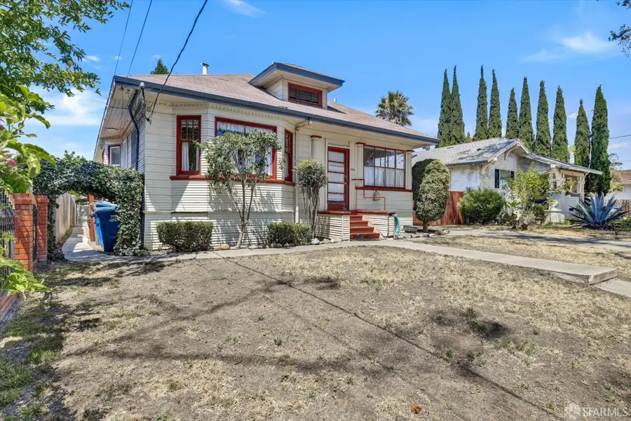 454 B Street, Hayward, CA 94541 - #2