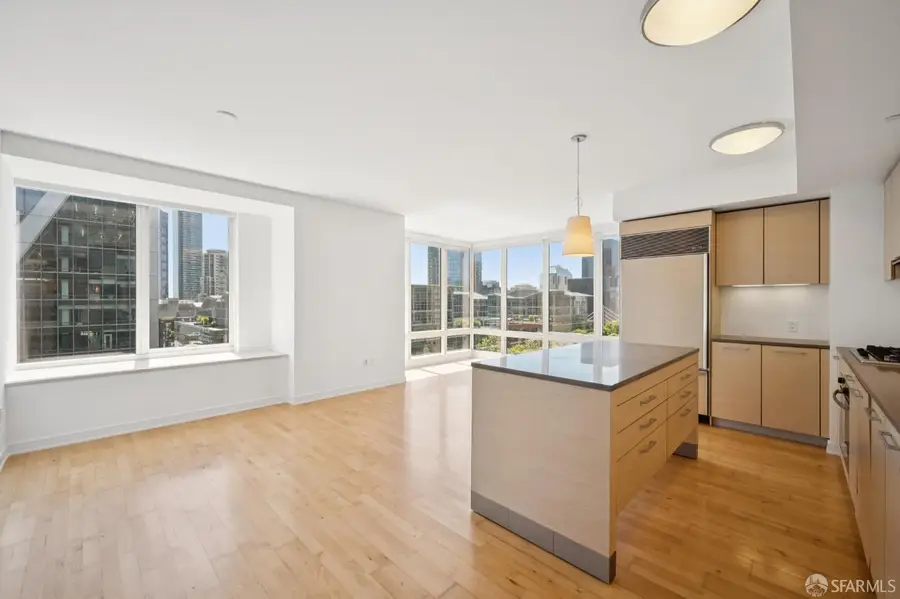 301 Mission Street #16G, San Francisco, CA 94105 - #2