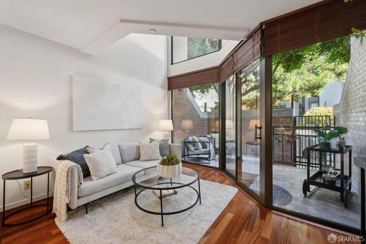 101 Lombard Street #23, San Francisco, CA 94111 - #1