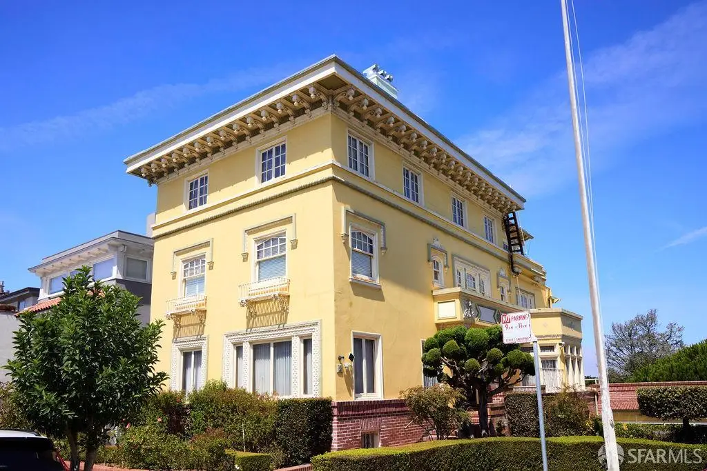 2 West Clay Street, San Francisco, CA 94121 - #1