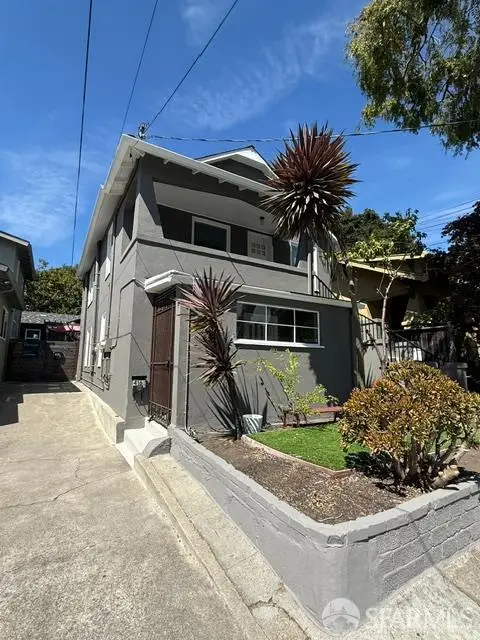 416 Mcauley Street, Oakland, CA 94609 - #2
