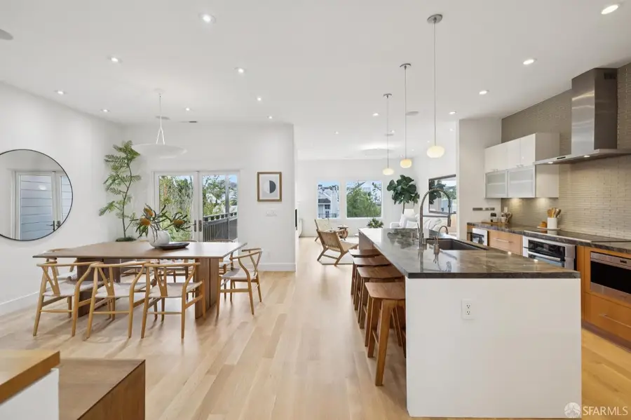 3835 Cesar Chavez Street, San Francisco, CA 94131 - #2