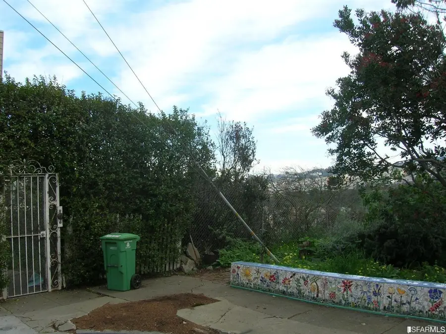 868 Moultrie Street, San Francisco, CA 94110 - #2