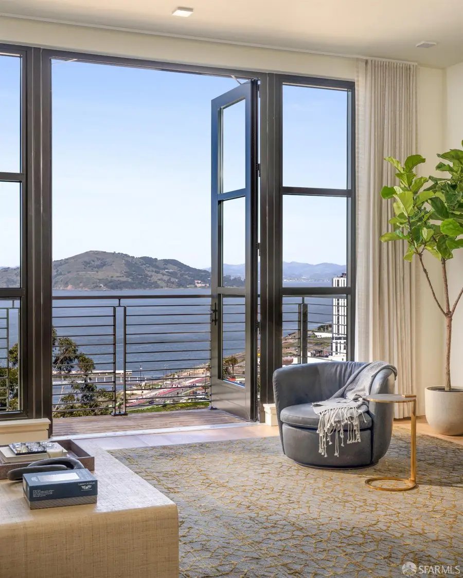 37 Meadow Drive #5, San Francisco, CA 94130 - #3