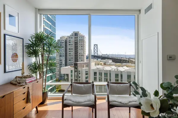 425 1st Street #1008, San Francisco, CA 94105