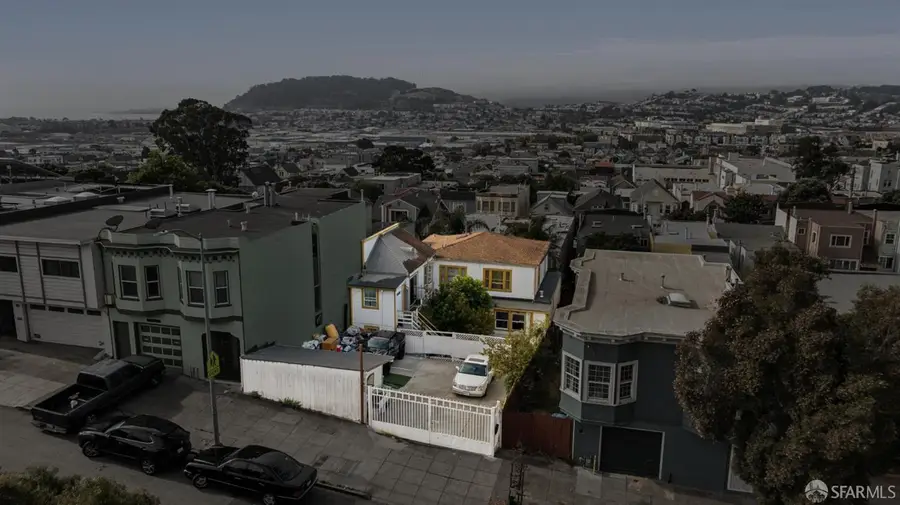1465 Oakdale Avenue, San Francisco, CA 94124 - #2
