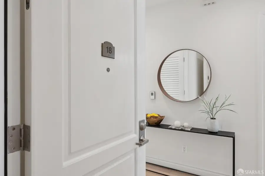 29 Oakwood Street #18, San Francisco, CA 94110 - #2