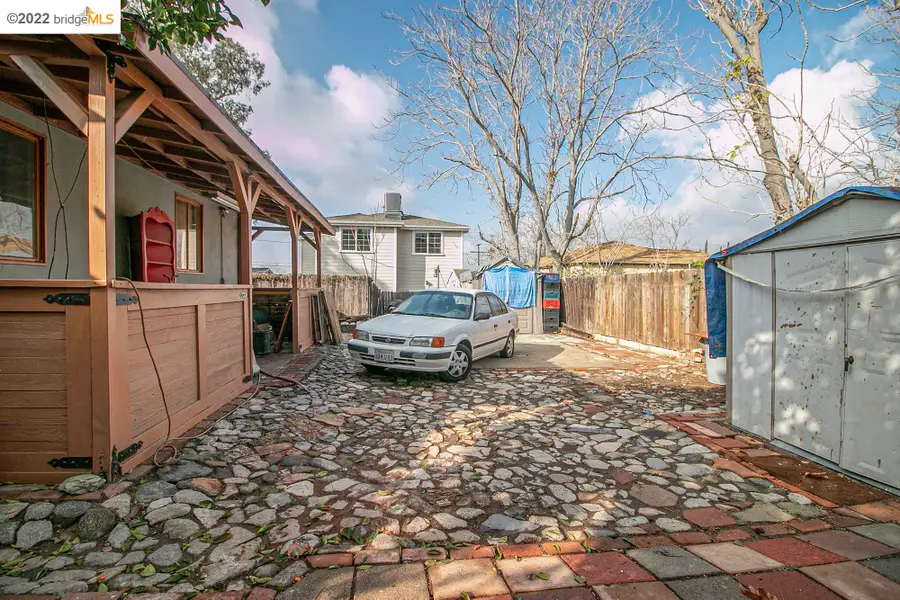 7755 Forsythe St, Tujunga, CA 91042 - #2